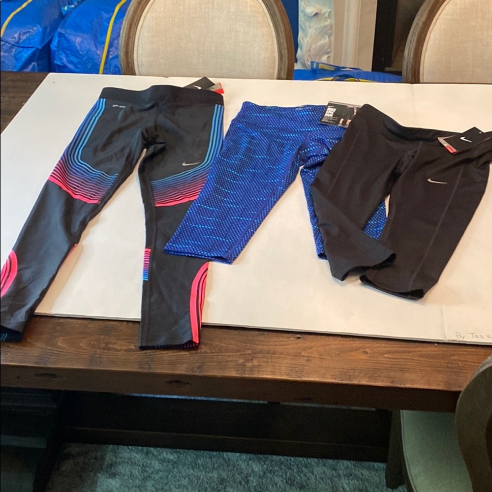 Nike size XS leggings